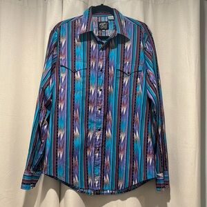 Roper Vintage Wear the West pearl snap shirt.